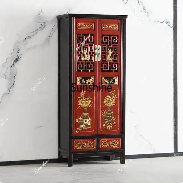 Chinese retro furniture gold-painted carved hollow bookcase
Chinese retro furniture gold-painted carved hollow bookcase