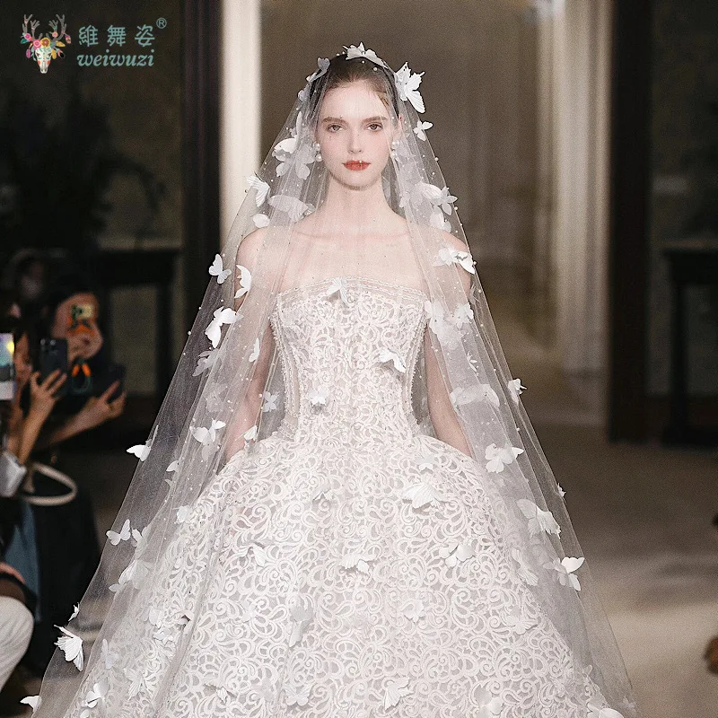 One Layer White Three Dimensional Butterfly Big Tail Headband Retro Lace Bridal Veil Pearl Heavy Industry Wedding Bridal Veils
One Layer White Three Dimensional Butterfly Big Tail Headband Retro Lace Bridal Veil Pearl Heavy Industry Wedding Bridal Veils