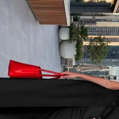 Women Outfit 2pcs Women’s Summer Outfit Set V-neck Buttoned Tops High Waist Wide Leg Pants Wear Ensemble Women Two-piece Suit
Women Outfit 2pcs Women’s Summer Outfit Set V-neck Buttoned Tops High Waist Wide Leg Pants Wear Ensemble Women Two-piece Suit