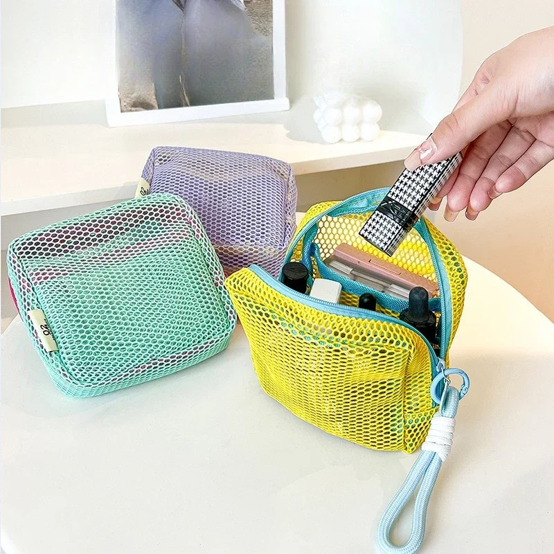Lady's Dopamine Colorful Net Tofu Bag - Mini Zero Wallet with Large Capacity, Fashionable Makeup Pouch & Purse
Lady's Dopamine Colorful Net Tofu Bag - Mini Zero Wallet with Large Capacity, Fashionable Makeup Pouch & Purse