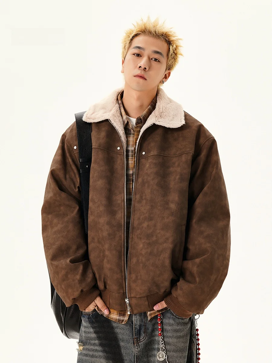 Мужская зимняя куртка Wmnm в американском ретро-стиле: модная бейсбольная куртка из хлопка с меховым воротником, рабочая одежда из искусственной кожи
Мужская зимняя куртка Wmnm в американском ретро-стиле: модная бейсбольная куртка из хлопка с меховым воротником, рабочая одежда из искусственной кожи