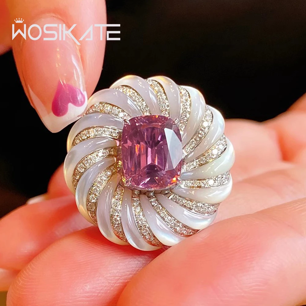 WOSIKATE Vintage Luxury Square Pink Zirconia Spiral Ring For Women High -Sense Elegant Fashion Jewellery Party Gifts Finger Ring
WOSIKATE Vintage Luxury Square Pink Zirconia Spiral Ring For Women High -Sense Elegant Fashion Jewellery Party Gifts Finger Ring