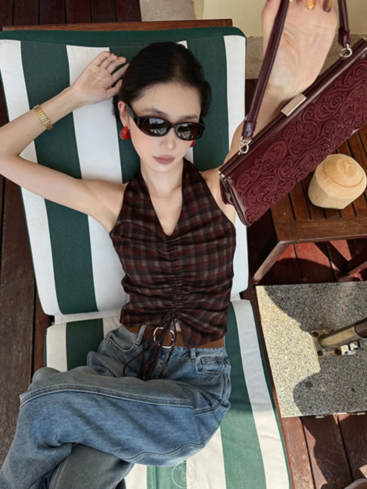 Sexy Spicy Girl Silk Cotton Linen Neck Hanging Sleeveless Strap Vest Women Summer Beautiful Back Base Outer Short Top
Sexy Spicy Girl Silk Cotton Linen Neck Hanging Sleeveless Strap Vest Women Summer Beautiful Back Base Outer Short Top
