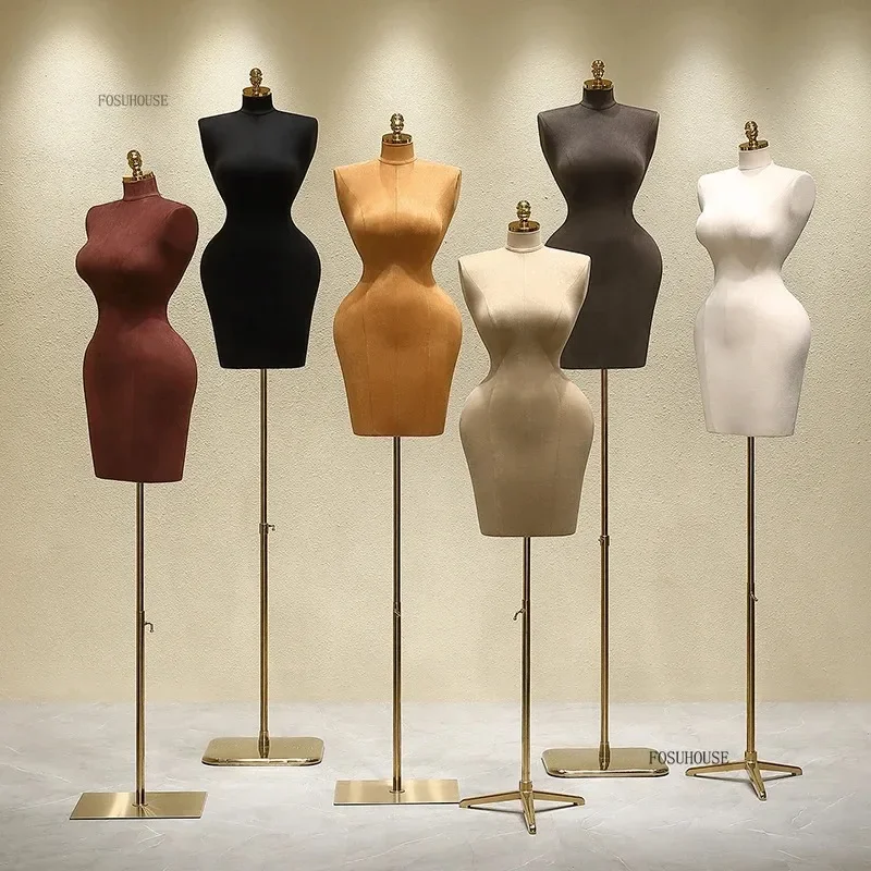 European and American Plus-size Mannequins for Clothing Store Display Rack Pin-insertable Velvet Tailor's Mannequin for Clothes
European and American Plus-size Mannequins for Clothing Store Display Rack Pin-insertable Velvet Tailor's Mannequin for Clothes