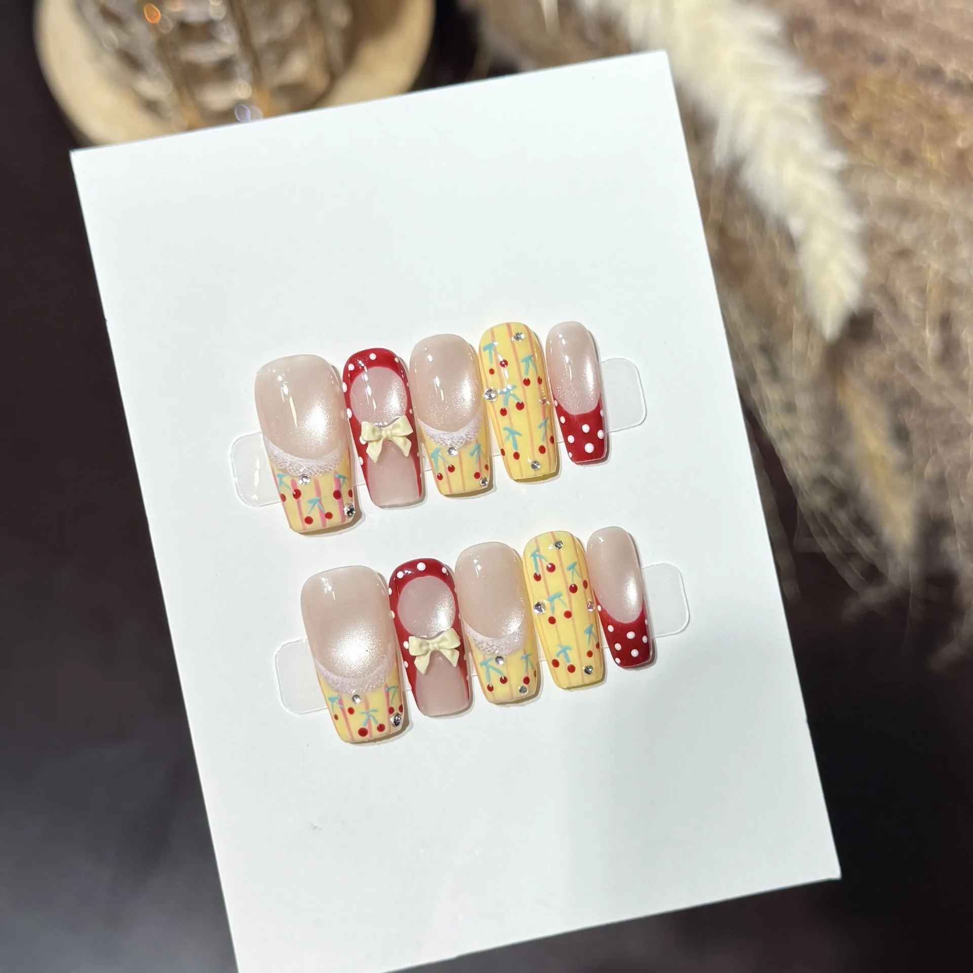 10pcs Cute French False Nails Midium Square Cat Eye Cherry Polka-dots Design Press On Nails with Sweet Handmade DIY False Nails
10pcs Cute French False Nails Midium Square Cat Eye Cherry Polka-dots Design Press On Nails with Sweet Handmade DIY False Nails