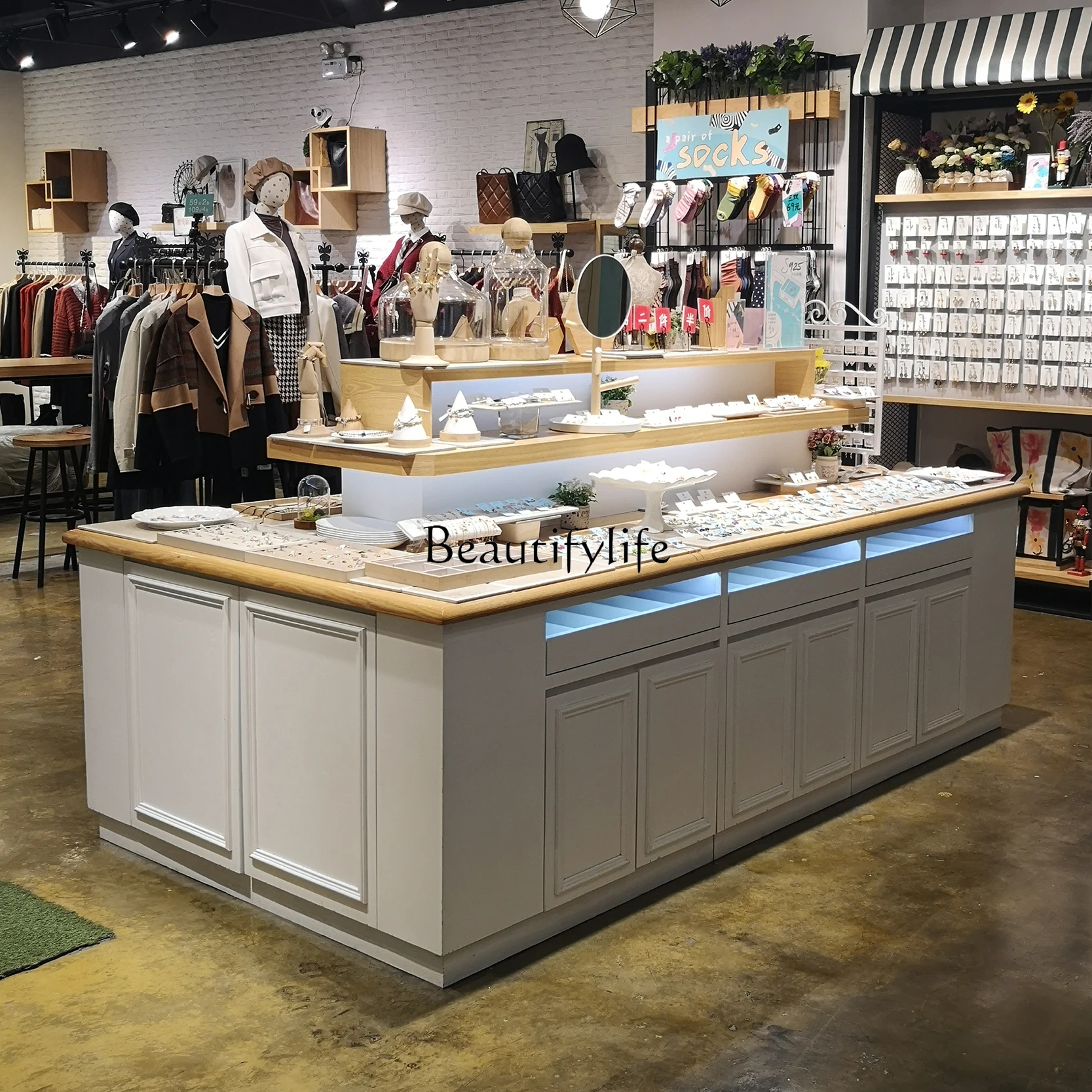 02 Nakajima Display Desk Jewelry Nakajima Cabinet Water Station Women's Clothing Store Jewelry Shoes Clothing Store Display
02 Nakajima Display Desk Jewelry Nakajima Cabinet Water Station Women's Clothing Store Jewelry Shoes Clothing Store Display