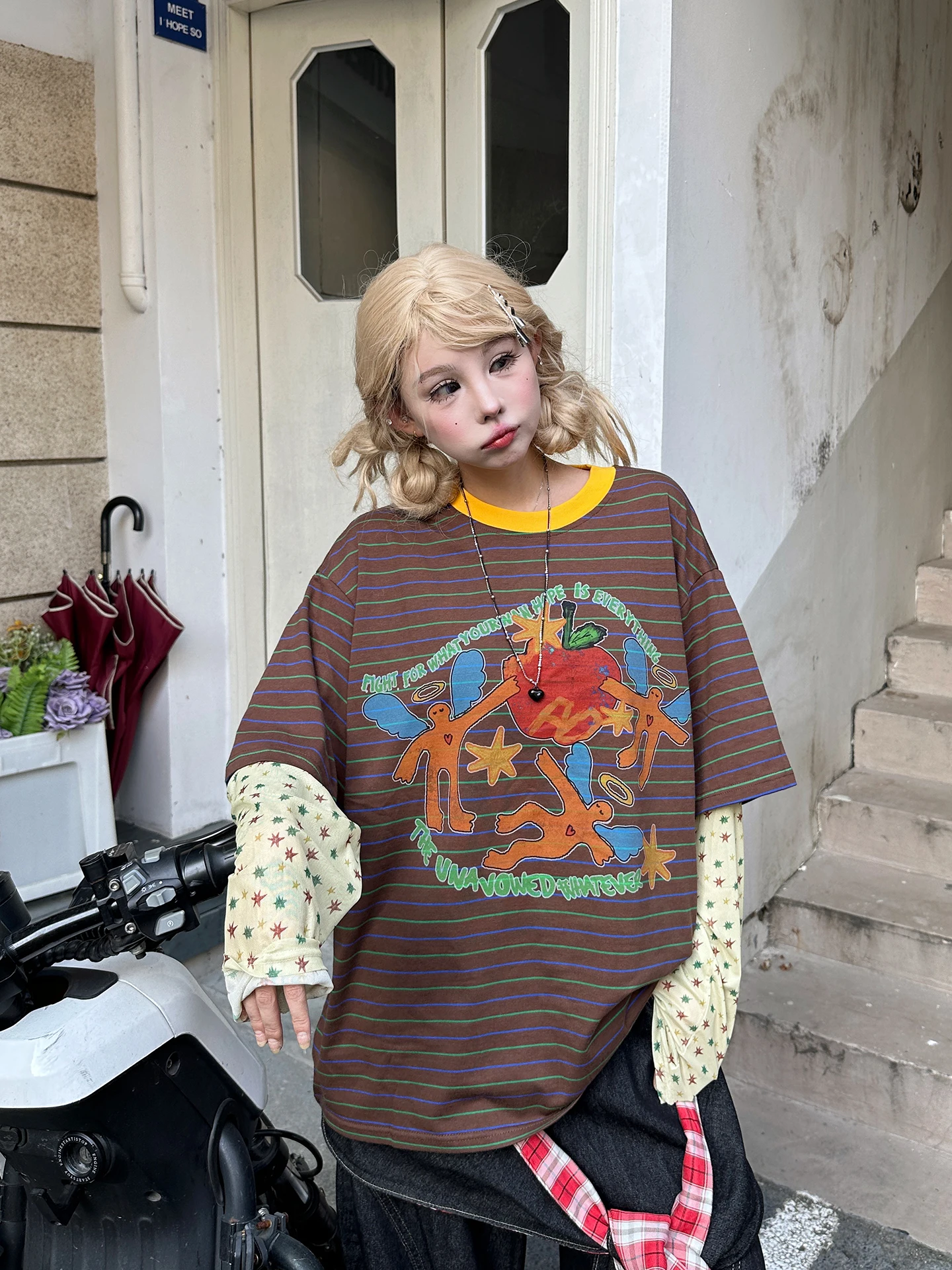 Американский свитшот Sle fiti round Ne, женская футболка из двух предметов с цветочным принтом в полоску Све, винтажный топ
Американский свитшот Sle fiti round Ne, женская футболка из двух предметов с цветочным принтом в полоску Све, винтажный топ