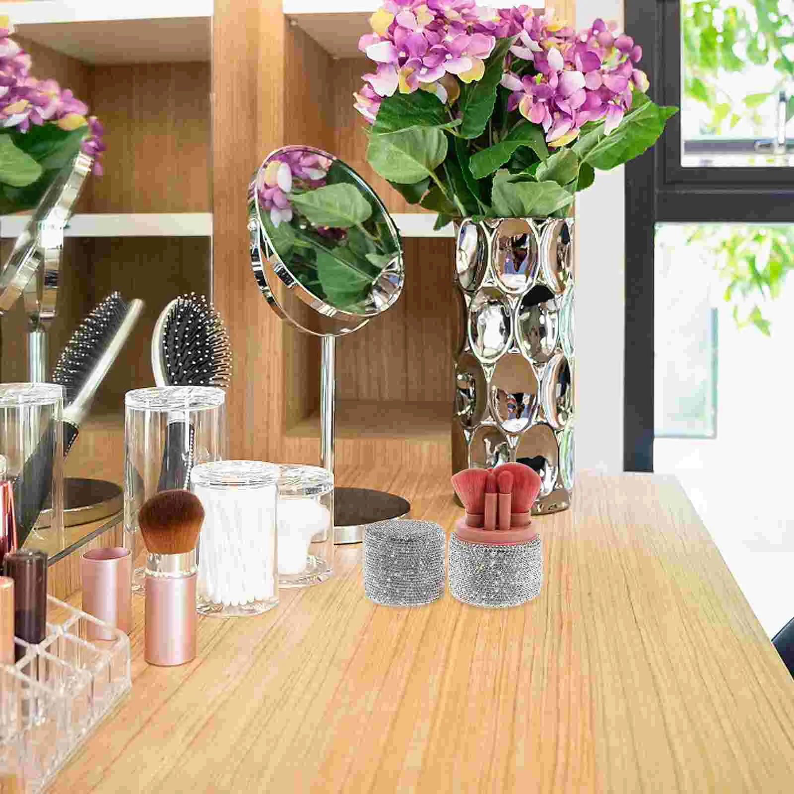 Makeup Brushes and Storage Box Bling Crystal Holder Travel Portable Cosmetics Plastic
Makeup Brushes and Storage Box Bling Crystal Holder Travel Portable Cosmetics Plastic