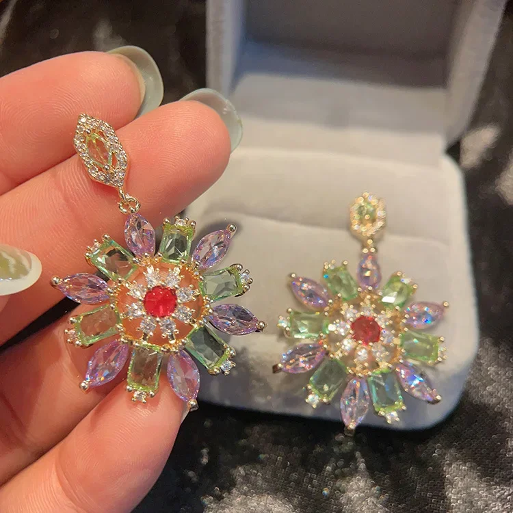 S925 Sterling Silver Needle Mixed Color Zircon Flower Earrings | Gold-Plated Temperament | Luxury Birthday Gift for Women
S925 Sterling Silver Needle Mixed Color Zircon Flower Earrings | Gold-Plated Temperament | Luxury Birthday Gift for Women