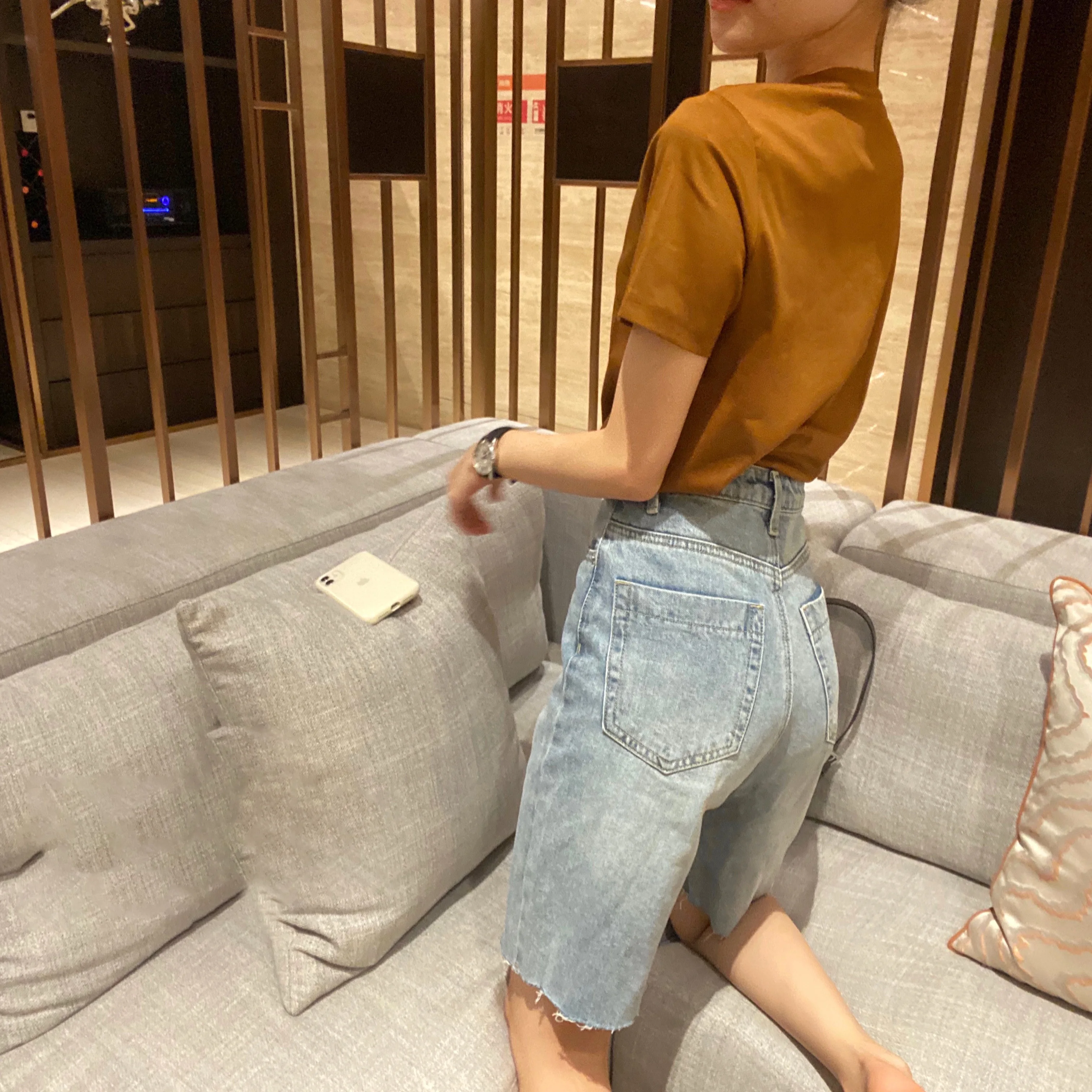 CCZEE High Waist Loose Fit Slimming White Jeans Women's Summer Denim Trousers Standard Size Micro Stretch Other Fabric
CCZEE High Waist Loose Fit Slimming White Jeans Women's Summer Denim Trousers Standard Size Micro Stretch Other Fabric