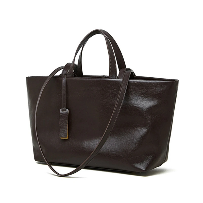 Luxury Woman Shoulder Bag Soft Leather Large Capacity Square Fashion Tote Bag Korean Fashionable Handbag Shopping Underarm Bags
Luxury Woman Shoulder Bag Soft Leather Large Capacity Square Fashion Tote Bag Korean Fashionable Handbag Shopping Underarm Bags