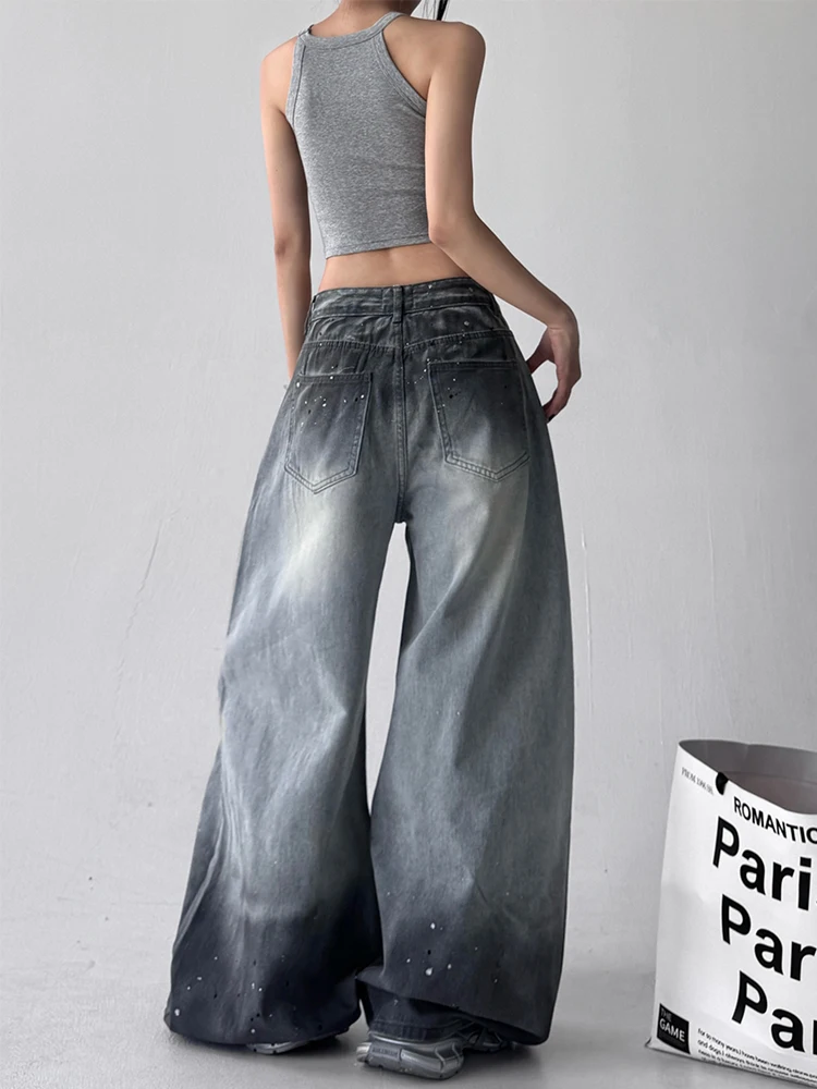 Ретро тяжелые джинсы Du Fla, повседневные джинсы с высокой талией, женские летние новые джинсы из смеси хлопка и полиэстера с отверстиями, свободный крой
Ретро тяжелые джинсы Du Fla, повседневные джинсы с высокой талией, женские летние новые джинсы из смеси хлопка и полиэстера с отверстиями, свободный крой