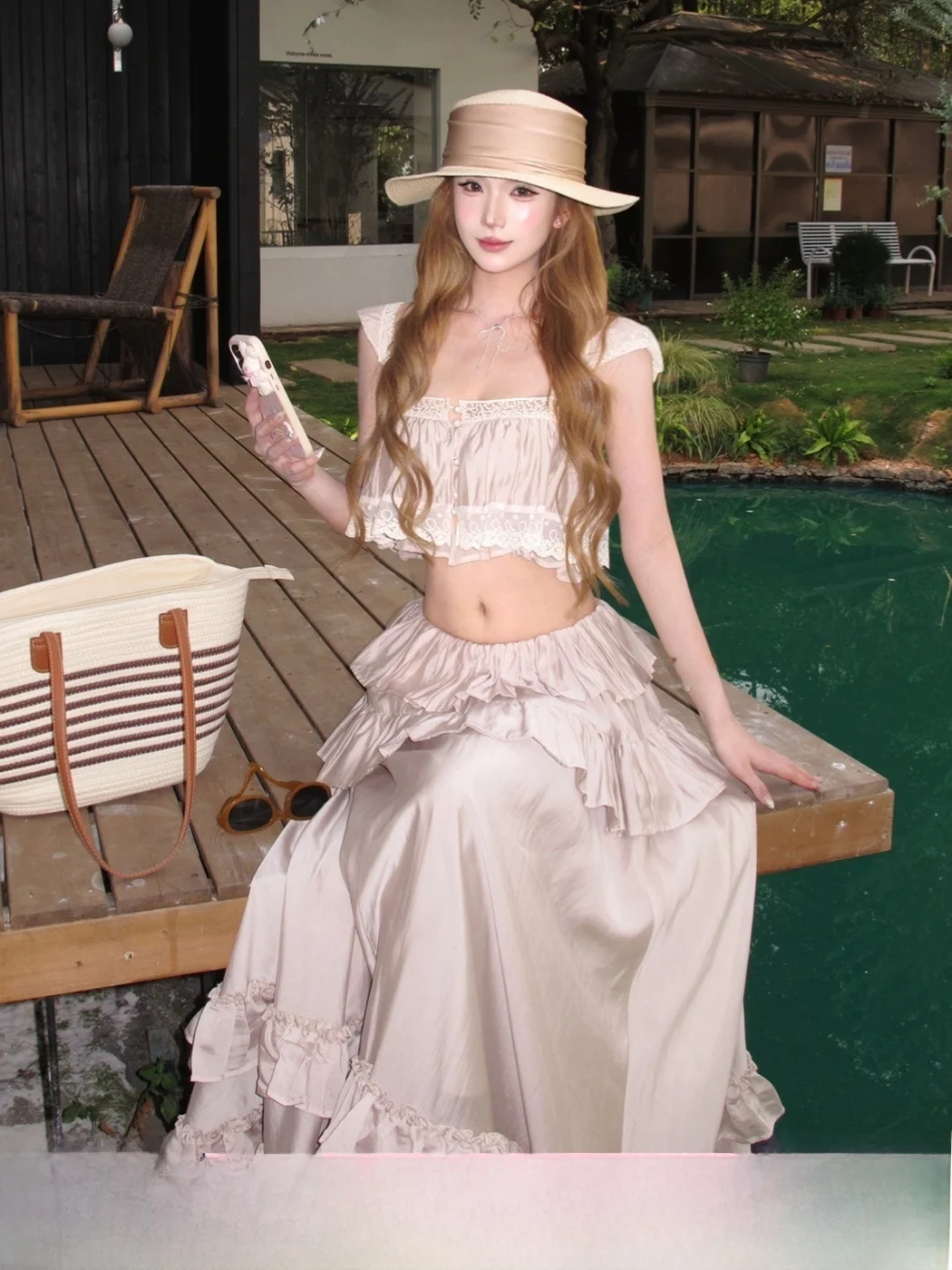 Romantic Split Skirt Set with Halter Neck Top Loose Holiday Travel Casual Wear Lace Trimmed Daily Outfit MOXI Xian Ben Na
Romantic Split Skirt Set with Halter Neck Top Loose Holiday Travel Casual Wear Lace Trimmed Daily Outfit MOXI Xian Ben Na
