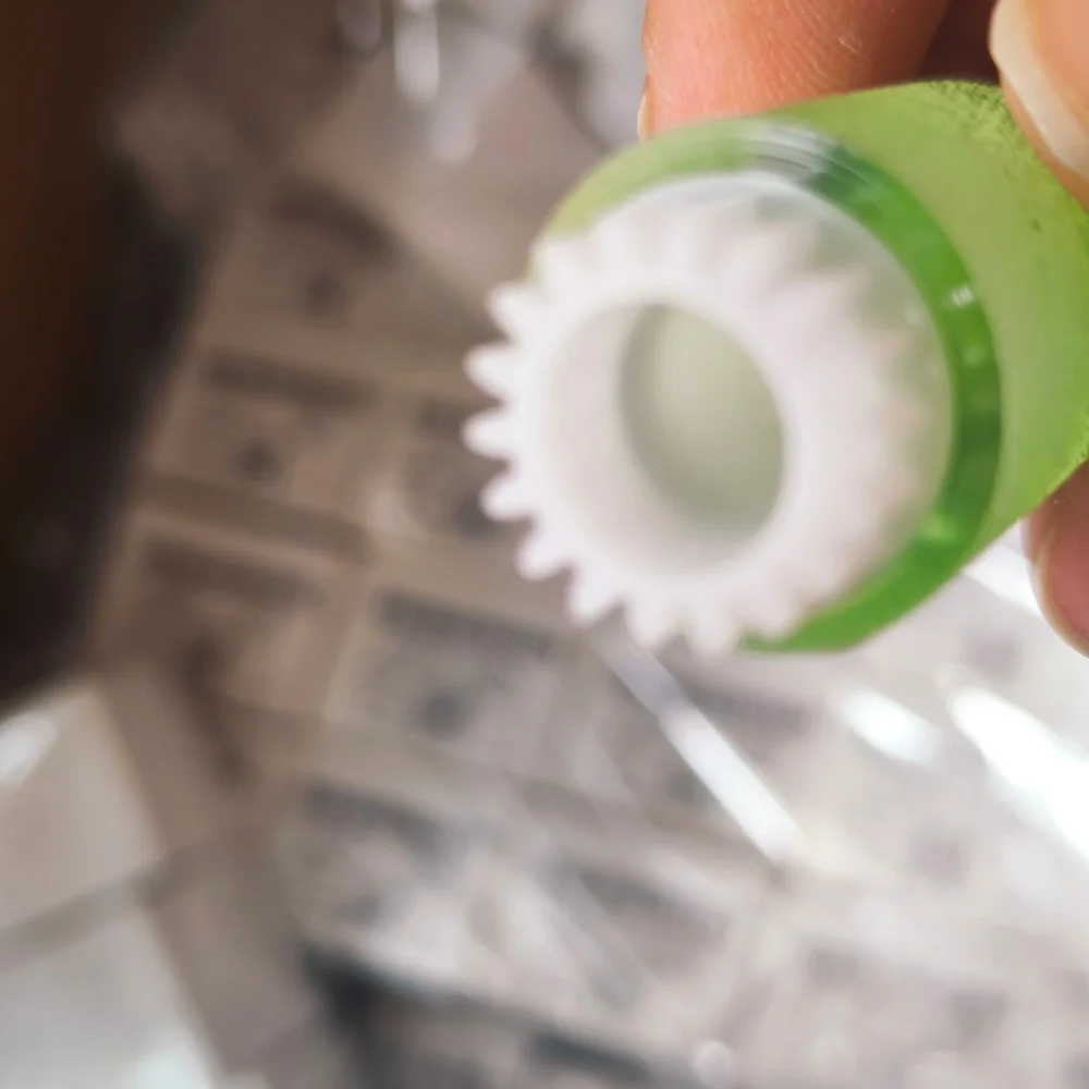 10 компл. AF03-0085 AF03-1085 AF03-2085 Разделительный ролик захвата подачи для Ricoh MP 1035 1045 2035 2045 3035 3045 3500 4500 4000 4002
10 компл. AF03-0085 AF03-1085 AF03-2085 Разделительный ролик захвата подачи для Ricoh MP 1035 1045 2035 2045 3035 3045 3500 4500 4000 4002