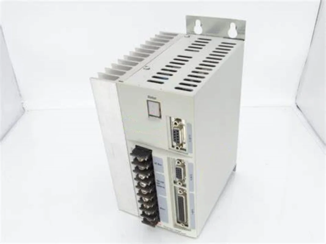 100% оригинальный новый инвертор WDP 5-318.051-00 2098-DSD-020X-DN/B BDT5-2730-30-400-K, гарантия 1 год, быстрая доставка
100% оригинальный новый инвертор WDP 5-318.051-00 2098-DSD-020X-DN/B BDT5-2730-30-400-K, гарантия 1 год, быстрая доставка