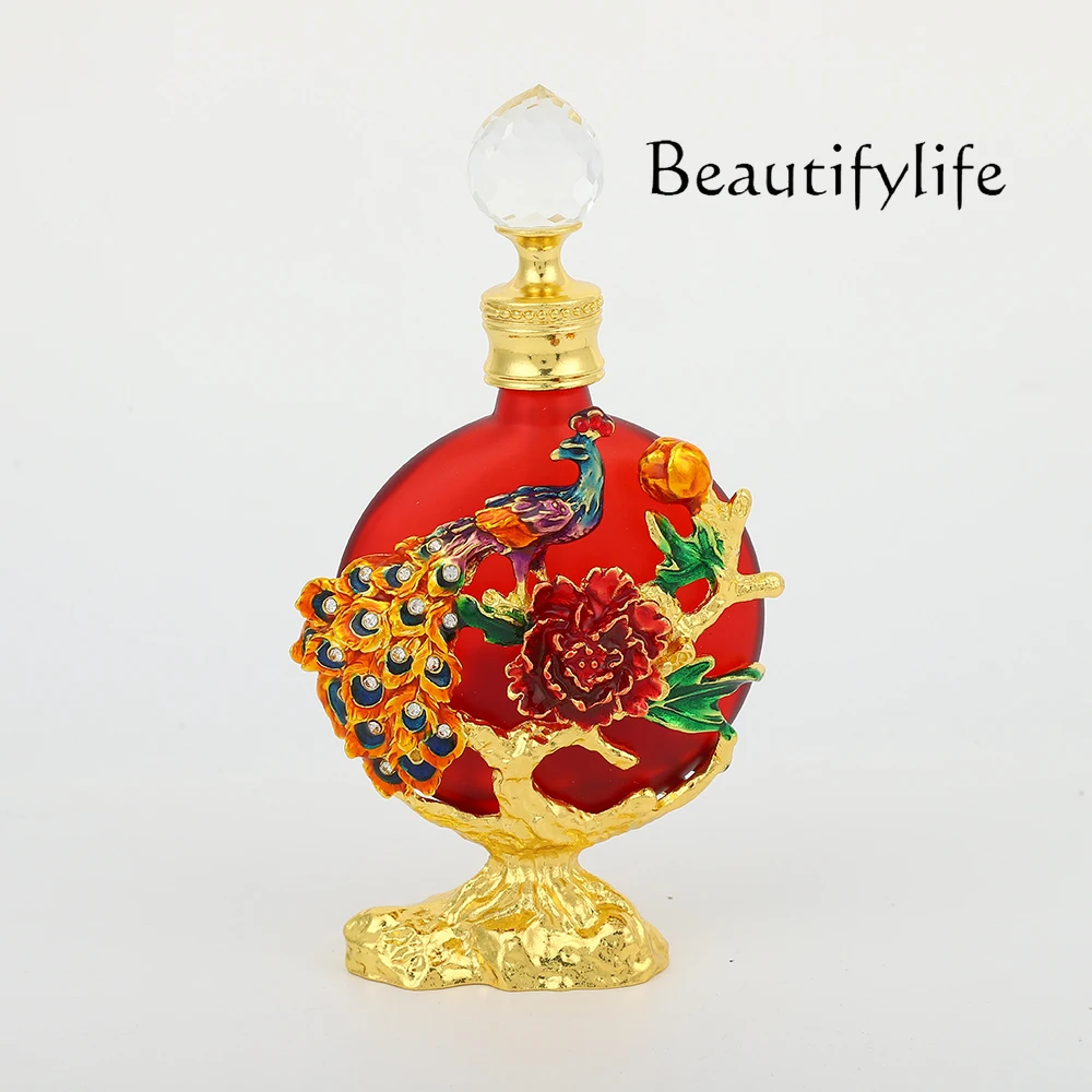Small and exquisite classical style high-end beauty salon 30ML metal bottle spot empty bottle
Small and exquisite classical style high-end beauty salon 30ML metal bottle spot empty bottle