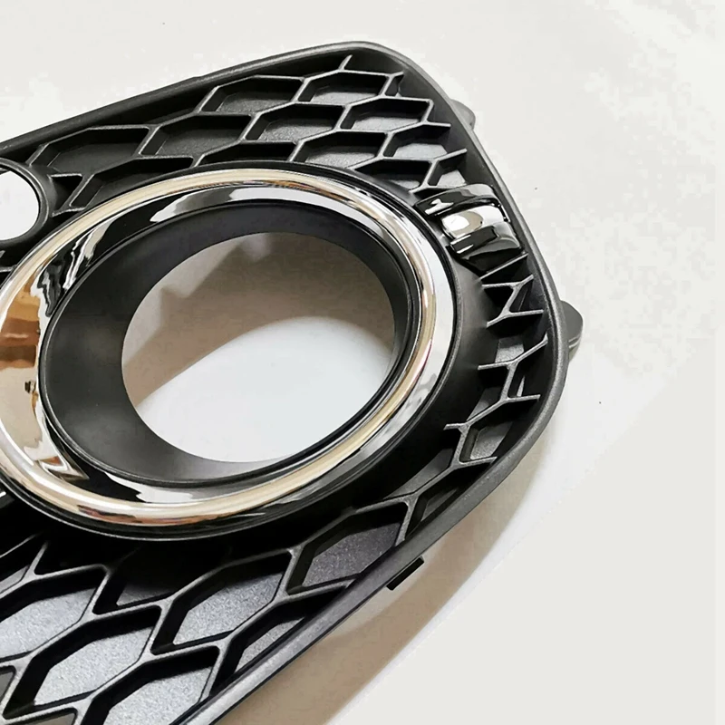 HONEYCOMB Front Bumper Right Outer Grille RH Fog Lamp Cover For Q5 S-Line 2013-2017 8R0807682N
HONEYCOMB Front Bumper Right Outer Grille RH Fog Lamp Cover For Q5 S-Line 2013-2017 8R0807682N