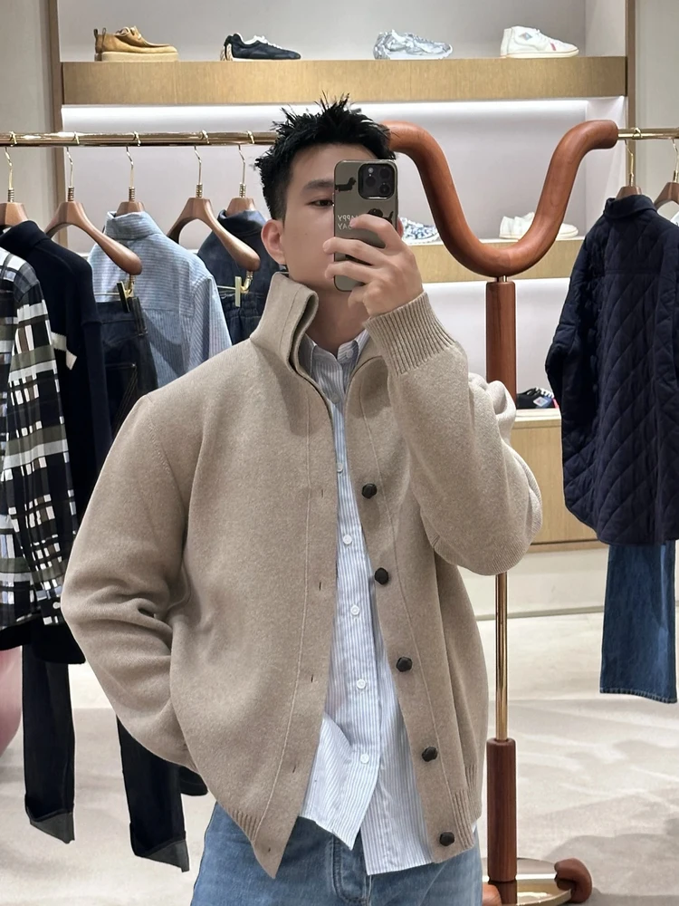 Трикотаж с воротником-стойкой, цветной повседневный мужской открытый кардиган, дышащий хлопковый длинный свеч, повседневный трикотаж
Трикотаж с воротником-стойкой, цветной повседневный мужской открытый кардиган, дышащий хлопковый длинный свеч, повседневный трикотаж