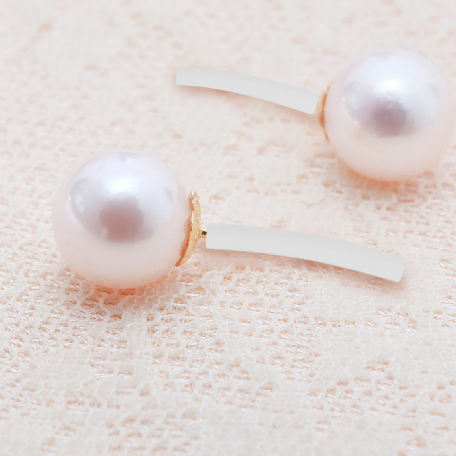 5000pcs White Plated Tube Sleeves Earring Back Needle Protector Lightweight Plastic Sleeves For Ear Studs Jewelry Diy Repair
5000pcs White Plated Tube Sleeves Earring Back Needle Protector Lightweight Plastic Sleeves For Ear Studs Jewelry Diy Repair