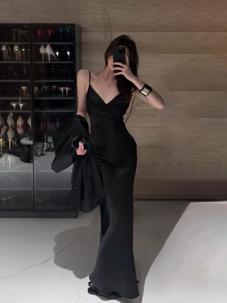 Elegant Satin Suit Jacket Women Spring Summer Inner Sexy Backless Strap Dress Lady Set plus Size Fashion Korean Style High Waist
Elegant Satin Suit Jacket Women Spring Summer Inner Sexy Backless Strap Dress Lady Set plus Size Fashion Korean Style High Waist
