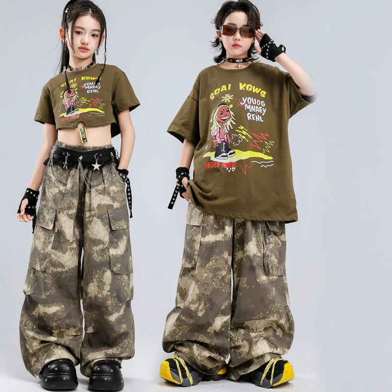 Kids Hip Hop Dance Outfits Brown Cartoon Print Crop Tops Loose Tee Camouflage Cargo Pants Streetwear for Boys Girls Jazz Clothes
Kids Hip Hop Dance Outfits Brown Cartoon Print Crop Tops Loose Tee Camouflage Cargo Pants Streetwear for Boys Girls Jazz Clothes