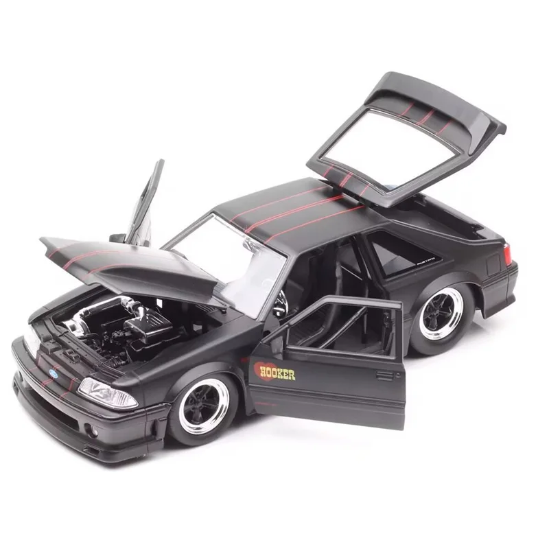 JADA 1:24 1989 Mustang GT, модель спортивного автомобиля из сплава, литой под давлением металлический гоночный автомобиль, модель автомобиля, коллекция моделирования, детская игрушка в подарок
JADA 1:24 1989 Mustang GT, модель спортивного автомобиля из сплава, литой под давлением металлический гоночный автомобиль, модель автомобиля, коллекция моделирования, детская игрушка в подарок