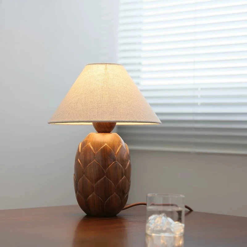 North American Black Walnut Retro Table Lamps Bedroom Bedside Parlor Homestay Teahouse Study Wooden Pine Cone Design Desk Lights
North American Black Walnut Retro Table Lamps Bedroom Bedside Parlor Homestay Teahouse Study Wooden Pine Cone Design Desk Lights