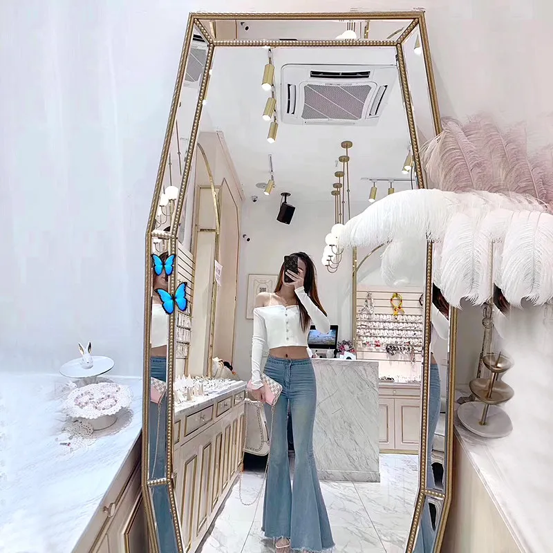 Nordic Gold Decorative Mirrors Aesthetic Apartment Princess Design Mirrors Full Body Living Room Specchi Decorativi Home Decor
Nordic Gold Decorative Mirrors Aesthetic Apartment Princess Design Mirrors Full Body Living Room Specchi Decorativi Home Decor