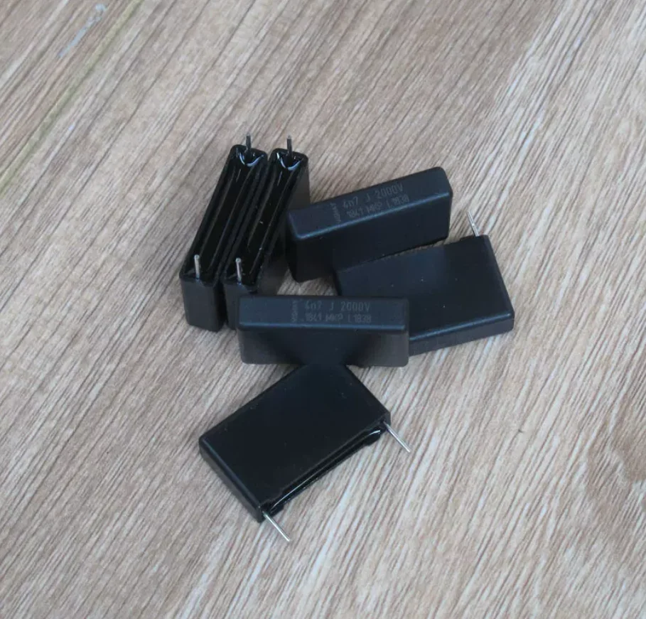 20pcs/lot Original VISHAY-ERO MKP1841 2000V 4700PF 26X6X15.5 P22.5mm film capacitor MKP1841247204 free shipping
20pcs/lot Original VISHAY-ERO MKP1841 2000V 4700PF 26X6X15.5 P22.5mm film capacitor MKP1841247204 free shipping