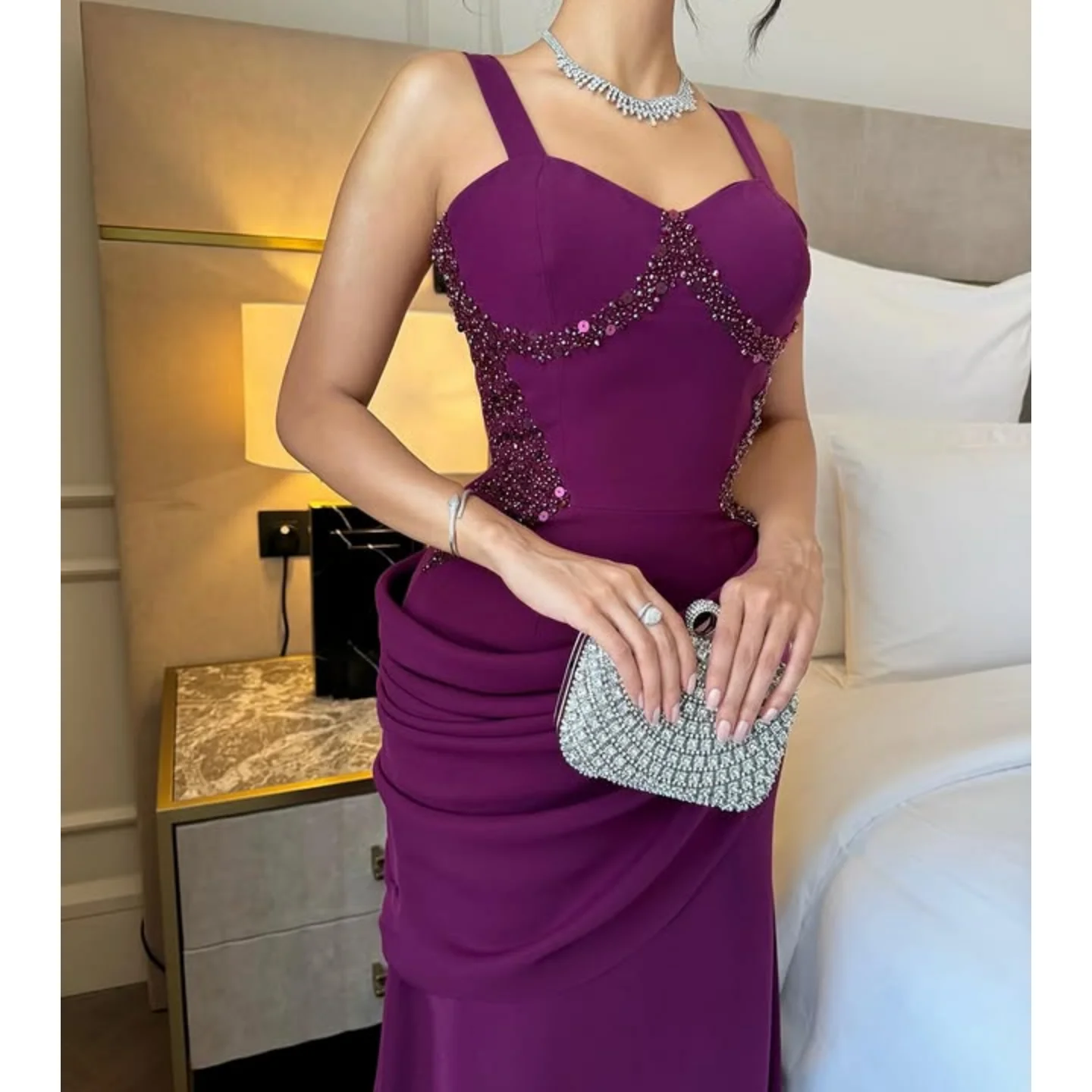 Dubai Party Dress Purple Evening Dresses Ruffle Charming Prom Dress Sequins Saudi Arabia Long Sleeve فساتين سهرة
Dubai Party Dress Purple Evening Dresses Ruffle Charming Prom Dress Sequins Saudi Arabia Long Sleeve فساتين سهرة