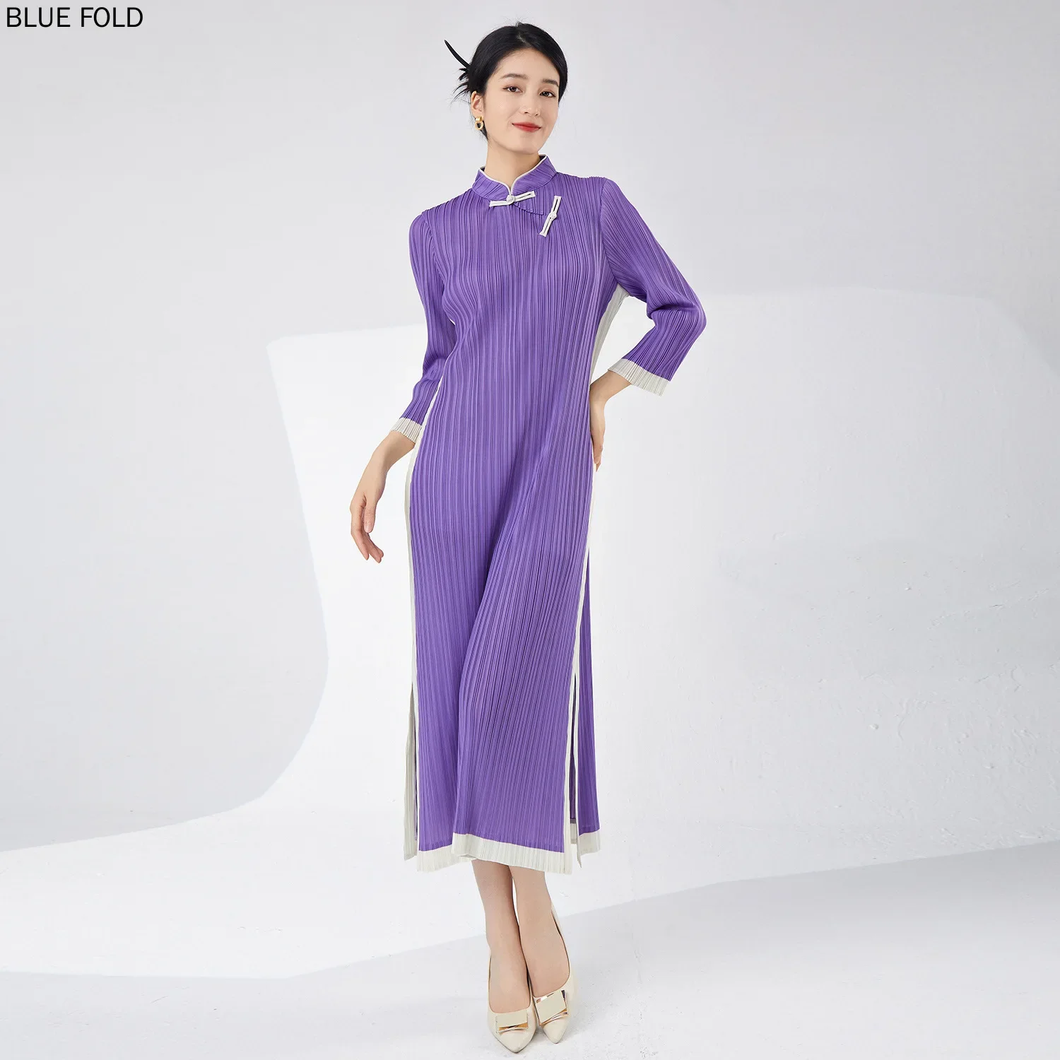 MIYAKE фиолетовое платье в китайском стиле, женское высококачественное весеннее ретро улучшенное платье Cheongsam, новое плиссированное платье в китайском стиле
MIYAKE фиолетовое платье в китайском стиле, женское высококачественное весеннее ретро улучшенное платье Cheongsam, новое плиссированное платье в китайском стиле
