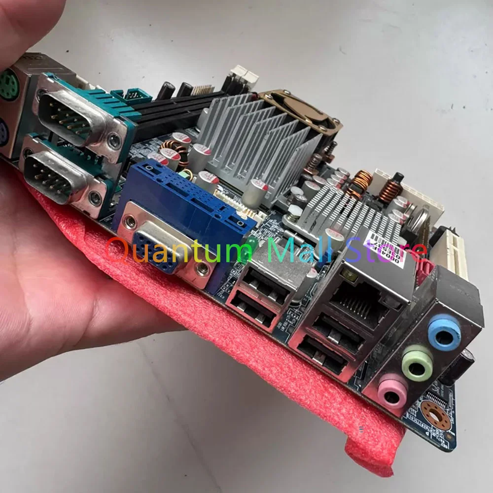 EMX-945GME3 Industrial Control Main P/N: 08GSA945GM3303
EMX-945GME3 Industrial Control Main P/N: 08GSA945GM3303