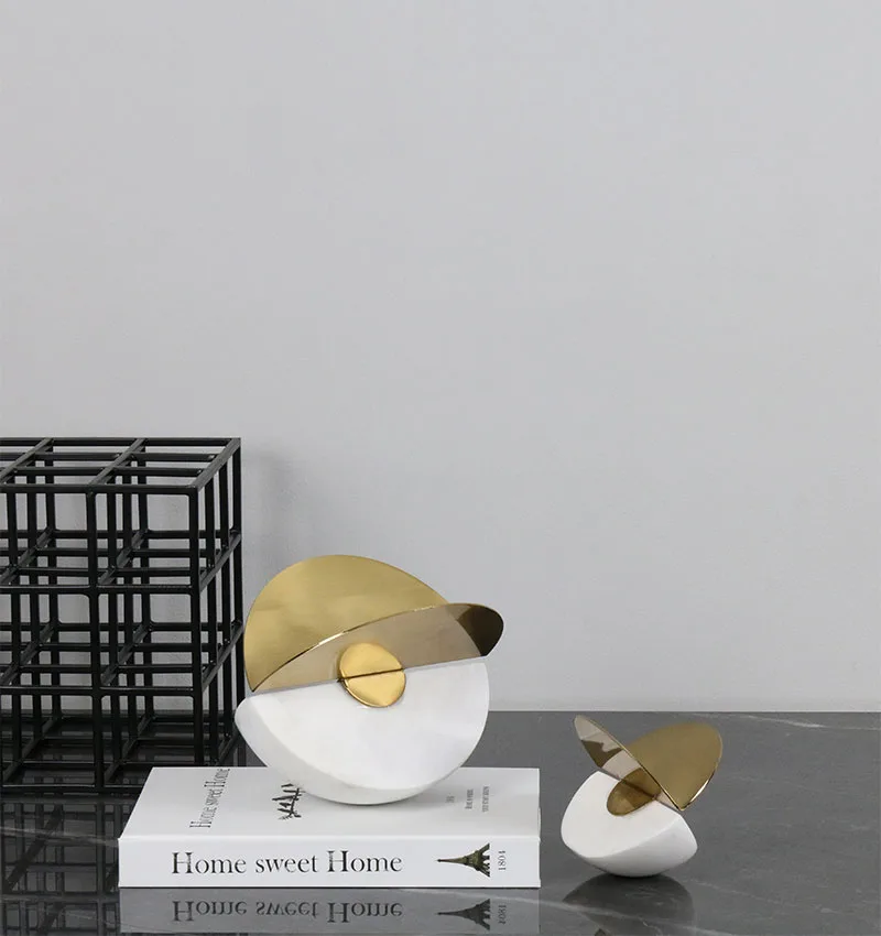 Modern White Splicing Round Sphere Metal Marble Ball Creative Art Soft Decor Home Desktop Craft Office Interior Furnishings
Modern White Splicing Round Sphere Metal Marble Ball Creative Art Soft Decor Home Desktop Craft Office Interior Furnishings