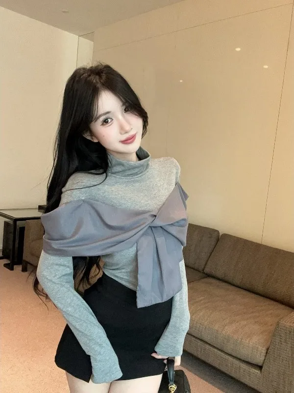 Elegant Knot Splice Half High Collar Fake Two-Piece Long Sleeve T-Shirt Trendy Top Nicole Rose Brand Autumn 2025
Elegant Knot Splice Half High Collar Fake Two-Piece Long Sleeve T-Shirt Trendy Top Nicole Rose Brand Autumn 2025