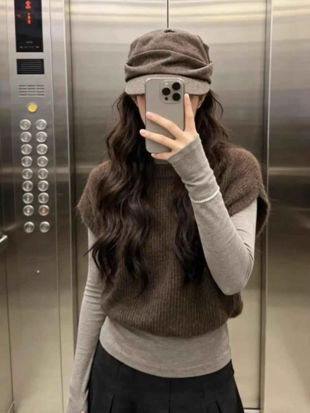 High Collar Sleeveless Knitted Sweater Vest Women's Fashion Autumn Winter Outerwear Cashmere Brown Korean Style City Commute
High Collar Sleeveless Knitted Sweater Vest Women's Fashion Autumn Winter Outerwear Cashmere Brown Korean Style City Commute
