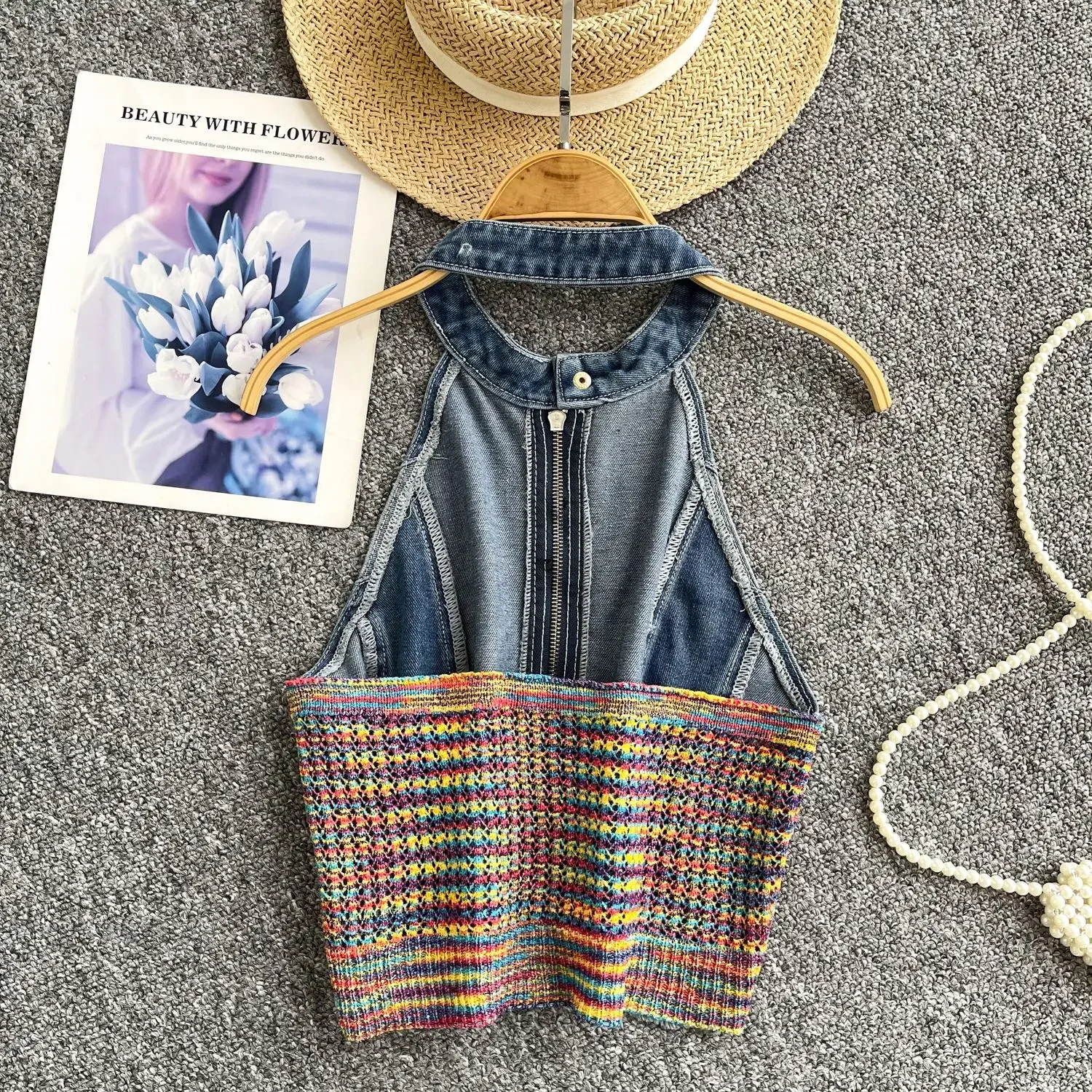 2025 Hottie Girls Style Hang The Neck Denim Strapless Vest, Women's Summer Stitching Backless Design Pure Desire Wind Zipper Top
2025 Hottie Girls Style Hang The Neck Denim Strapless Vest, Women's Summer Stitching Backless Design Pure Desire Wind Zipper Top