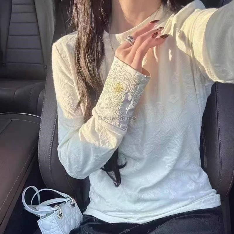 2025 new chinese style jacquard cuffs embroidered t-shirt for women new spring traditional casual inner layer tang suit blouse
2025 new chinese style jacquard cuffs embroidered t-shirt for women new spring traditional casual inner layer tang suit blouse