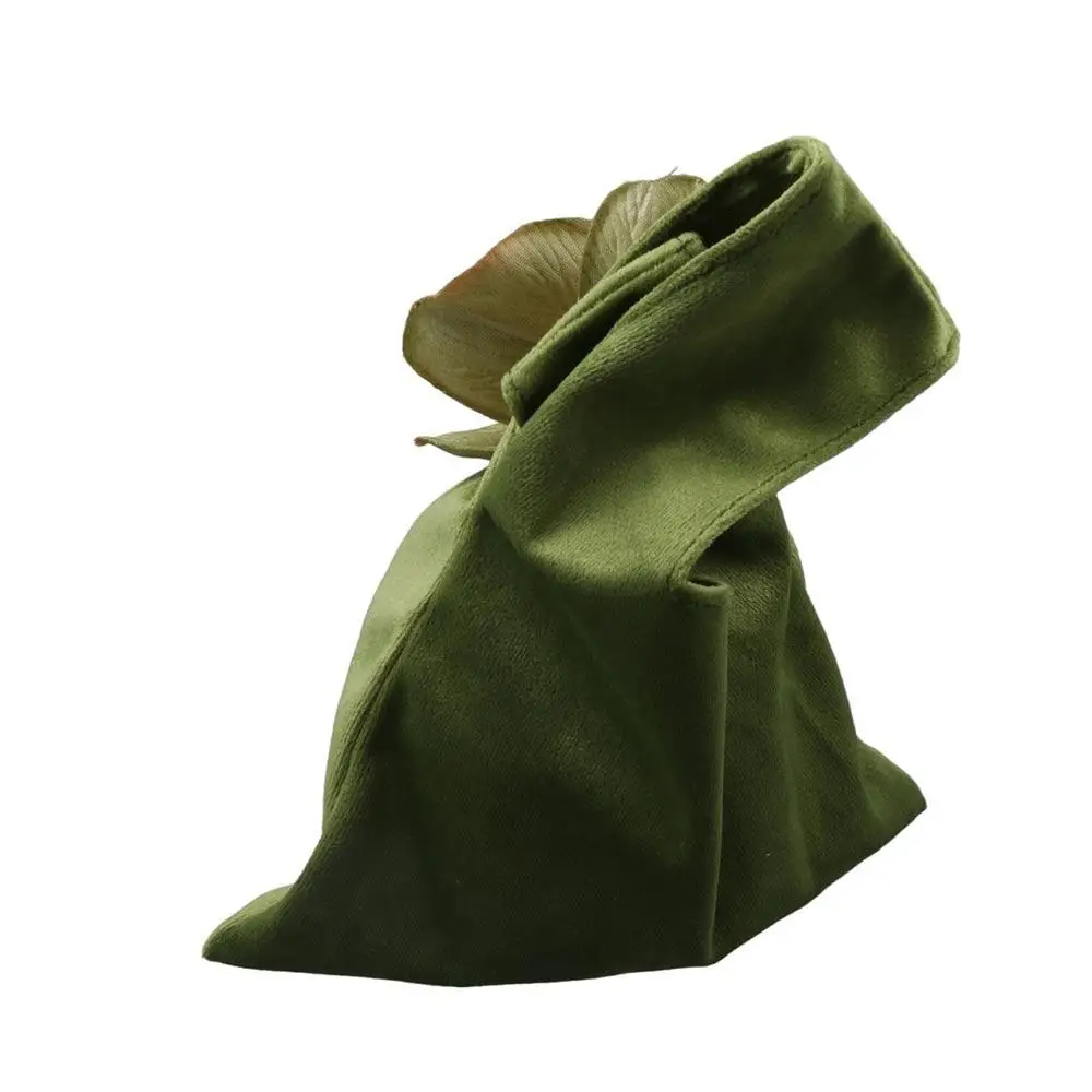 Бархатная сумка-тоут с узлом и кисточкой, с верхней ручкой, вместительная, с цветочным узором, сумка на запястье, в форме жилета, сумка для упаковки ювелирных изделий, праздничная сумка для сладостей, для покупок
Бархатная сумка-тоут с узлом и кисточкой, с верхней ручкой, вместительная, с цветочным узором, сумка на запястье, в форме жилета, сумка для упаковки ювелирных изделий, праздничная сумка для сладостей, для покупок