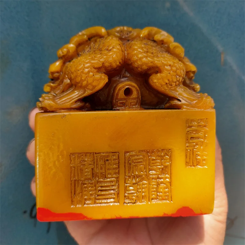 Natural Stone Imitation Shoushan Stone Double-Headed Pixiu Seal Resin Craft Pixiu Seal Stamp Carving Ornament 
Natural Stone Imitation Shoushan Stone Double-Headed Pixiu Seal Resin Craft Pixiu Seal Stamp Carving Ornament