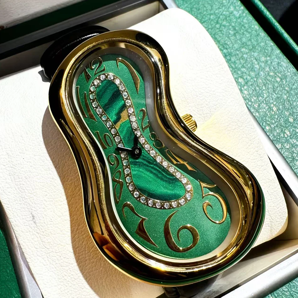 Twisted-Shaped Quartz wristwatch Men's Quartz Watch Leather Strap Vintage Niche Women's Watch Punk Gothic Style Trendy PINTIME
Twisted-Shaped Quartz wristwatch Men's Quartz Watch Leather Strap Vintage Niche Women's Watch Punk Gothic Style Trendy PINTIME