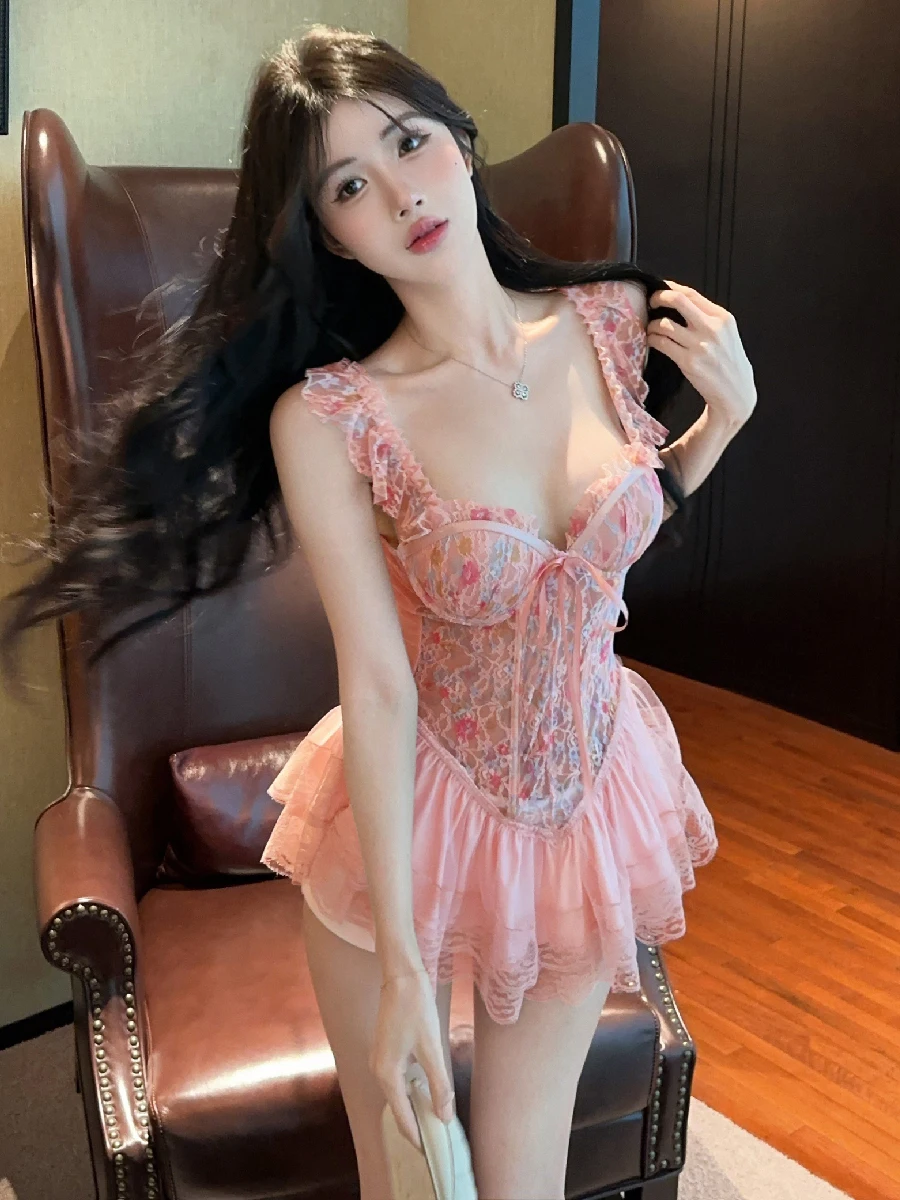 Sexy Sweet Girl Floral Lace See-tough Me Bell Sve Strap Dr Fibone Waist Cinching Base Dr A-line Silhouette Dr
Sexy Sweet Girl Floral Lace See-tough Me Bell Sve Strap Dr Fibone Waist Cinching Base Dr A-line Silhouette Dr