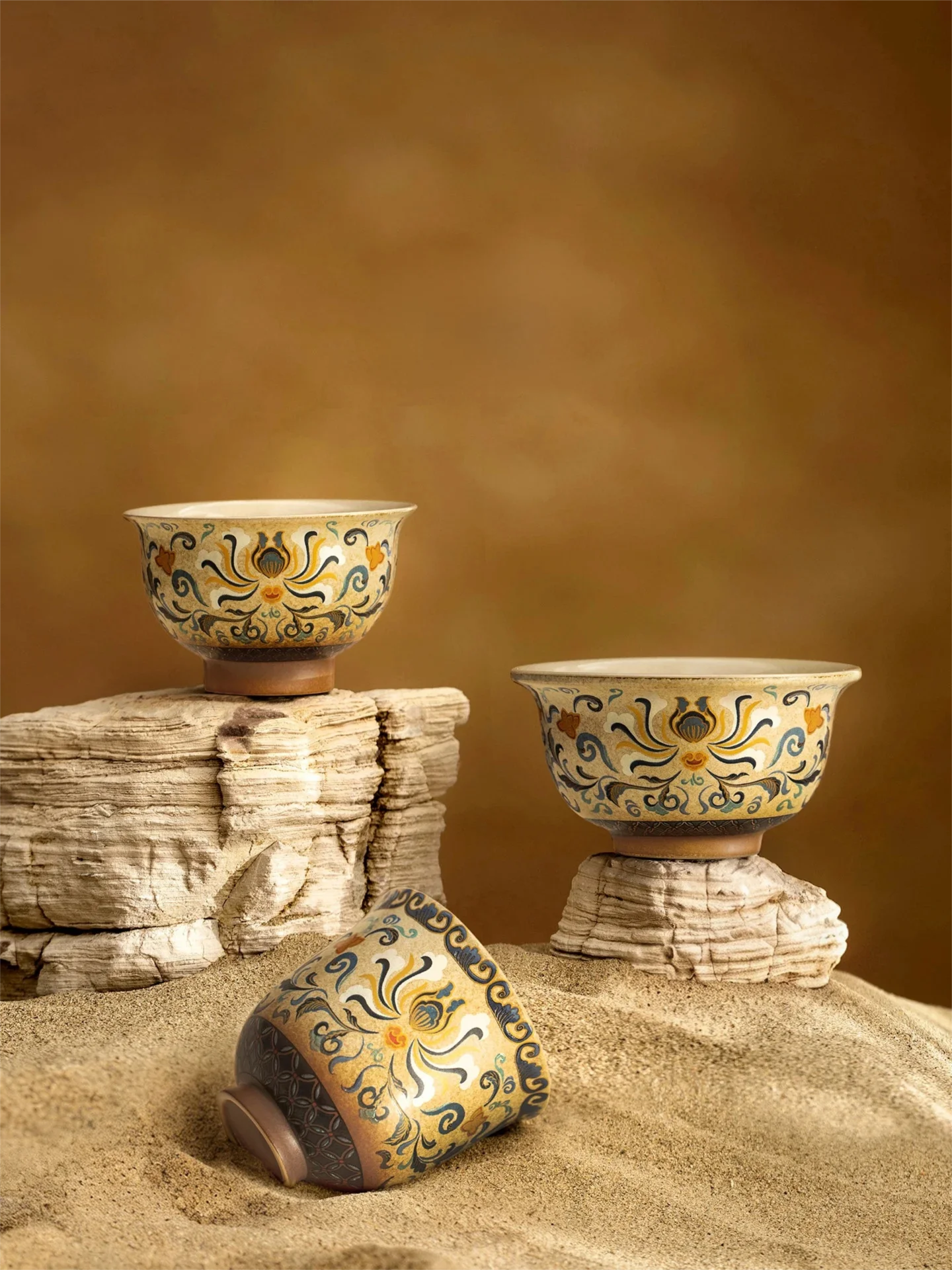 Dunhuang Gold Silver Inlay Twig Pattern Ceramic Master Cup, Tea Tasting Cup with Gift Box, Home Furniture Drinkware
Dunhuang Gold Silver Inlay Twig Pattern Ceramic Master Cup, Tea Tasting Cup with Gift Box, Home Furniture Drinkware