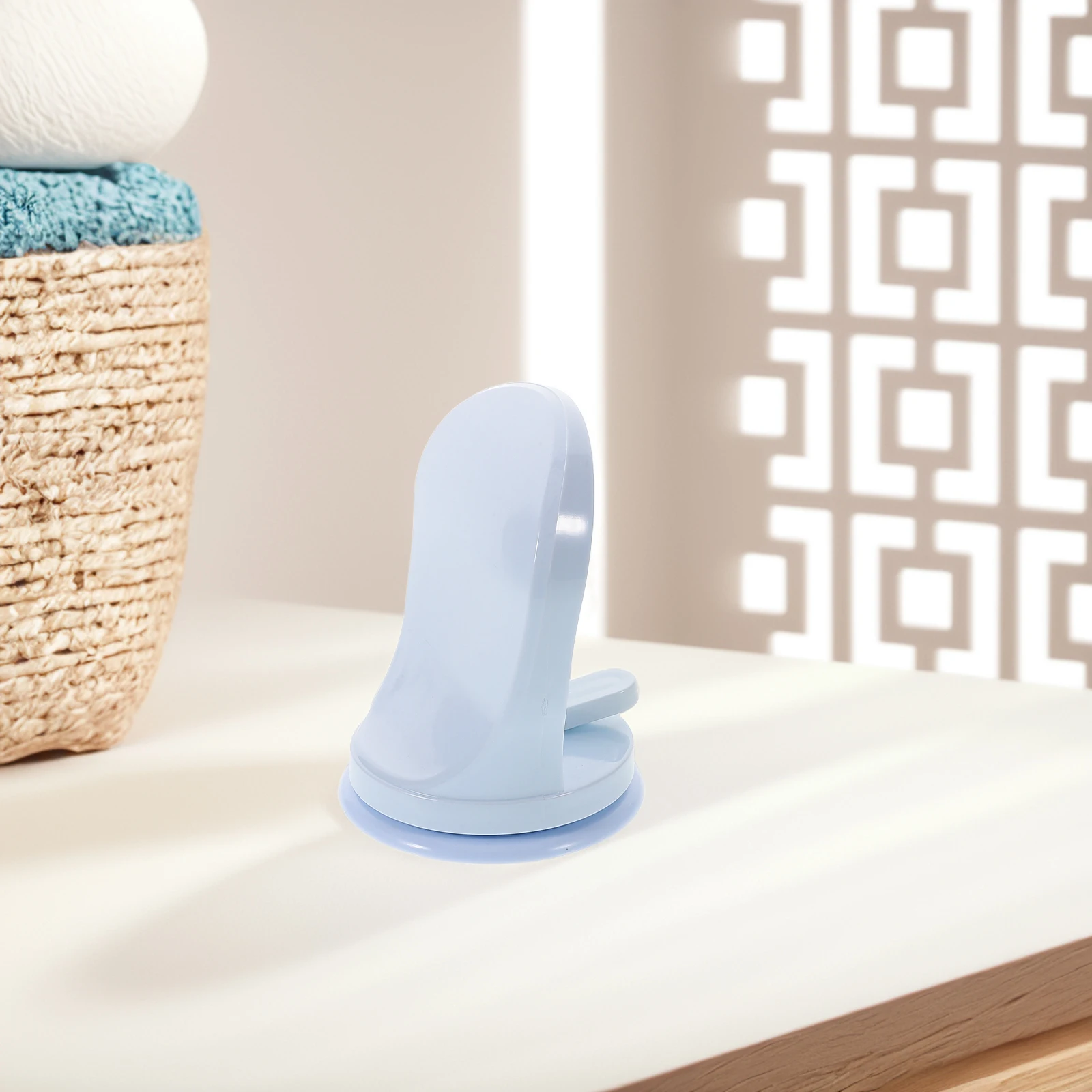 Suction Cup Pedal Foot Rest Step Aid Non Slip Bathroom Accessories Punch Free Strong Adhesive Travel Friendly Leg Shaving
Suction Cup Pedal Foot Rest Step Aid Non Slip Bathroom Accessories Punch Free Strong Adhesive Travel Friendly Leg Shaving