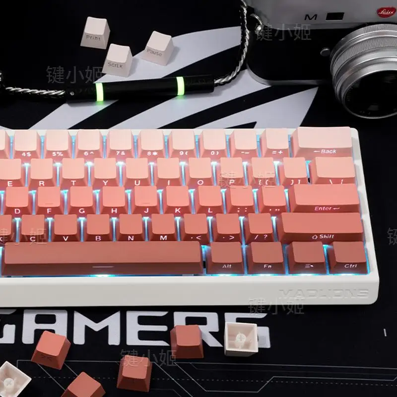 Yanhong gradual change light transmission 68/78/108 heat sublimation PBT original high mechanical keyboard keycaps
Yanhong gradual change light transmission 68/78/108 heat sublimation PBT original high mechanical keyboard keycaps