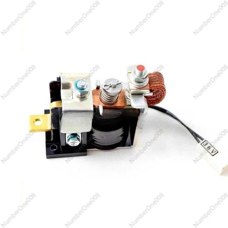 Контакторный блок 7FB для электрических погрузчиков Toyota, 36В/48В, артикул 24420-13300-71
Контакторный блок 7FB для электрических погрузчиков Toyota, 36В/48В, артикул 24420-13300-71