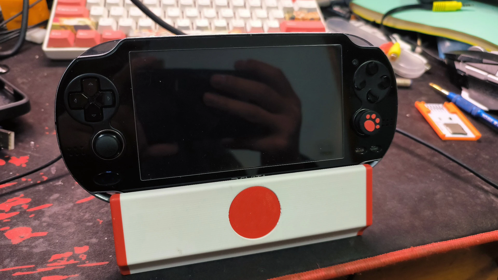 PSV HDMI Dock (Vitadock ++) for PSV 1000/2000 - Video Output to TV/Display, Bluetooth Audio & Charging Support
PSV HDMI Dock (Vitadock ++) for PSV 1000/2000 - Video Output to TV/Display, Bluetooth Audio & Charging Support