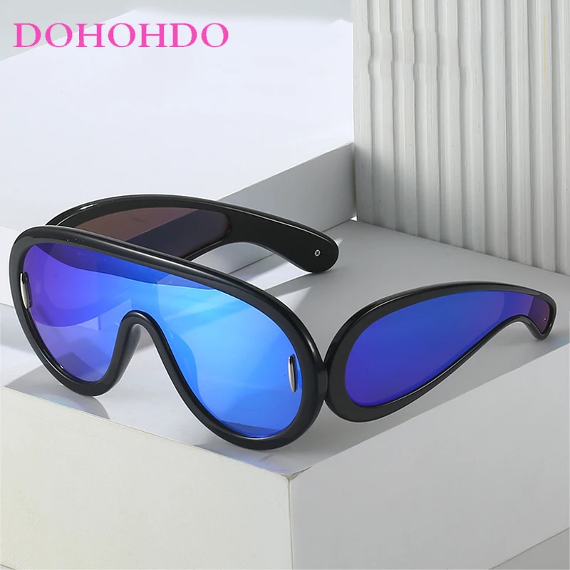 Oversized One Piece Sunglasses Women Fashion Luxury Brand Y2K Punk Sports Sun Glasses Lady Outdoor Cycling Eyewear Goggle UV400
Oversized One Piece Sunglasses Women Fashion Luxury Brand Y2K Punk Sports Sun Glasses Lady Outdoor Cycling Eyewear Goggle UV400