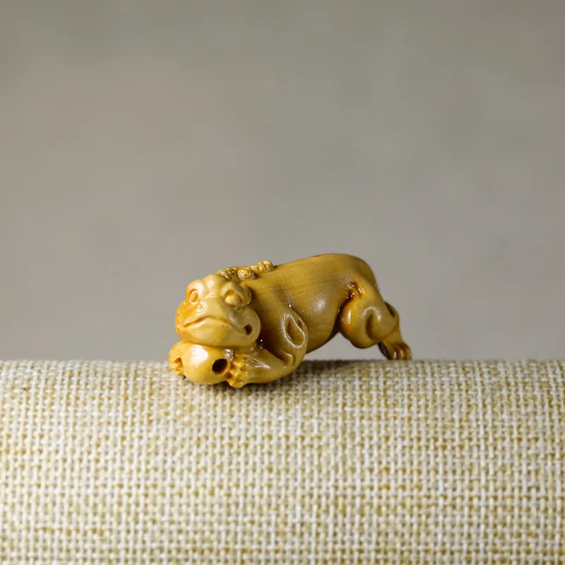 Boxwood Carving dragon Figurine Car KeyChain Pendant miniature items Cute Wooden Figures DIY Handicraft Accessories Gifts
Boxwood Carving dragon Figurine Car KeyChain Pendant miniature items Cute Wooden Figures DIY Handicraft Accessories Gifts
