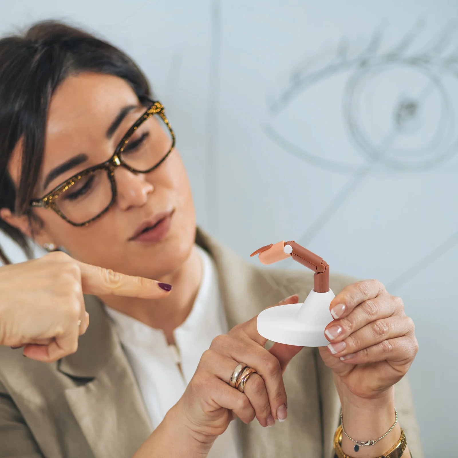 1Set Manicure Fake Finger Nail Art Training Bendable Lightweight Simulation Detachable Salon Practice Tool Manicure Fake Finger
1Set Manicure Fake Finger Nail Art Training Bendable Lightweight Simulation Detachable Salon Practice Tool Manicure Fake Finger