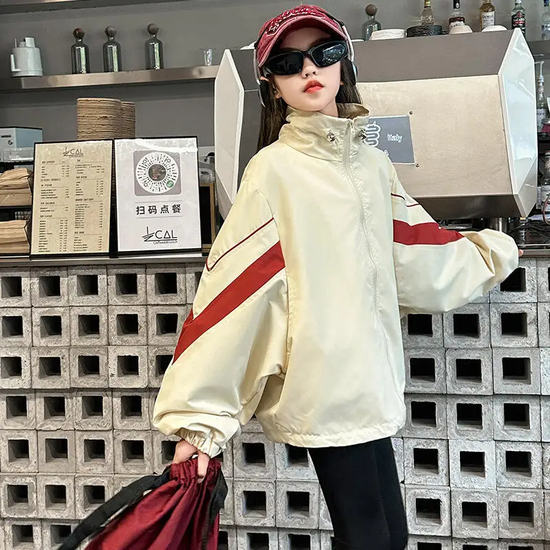 Spring and Autumn Cartoon Casual Sports High Neck Tops Children's Clothing New Hot Kawaii Girl Fashion Retro Jacket Coat Student
Spring and Autumn Cartoon Casual Sports High Neck Tops Children's Clothing New Hot Kawaii Girl Fashion Retro Jacket Coat Student